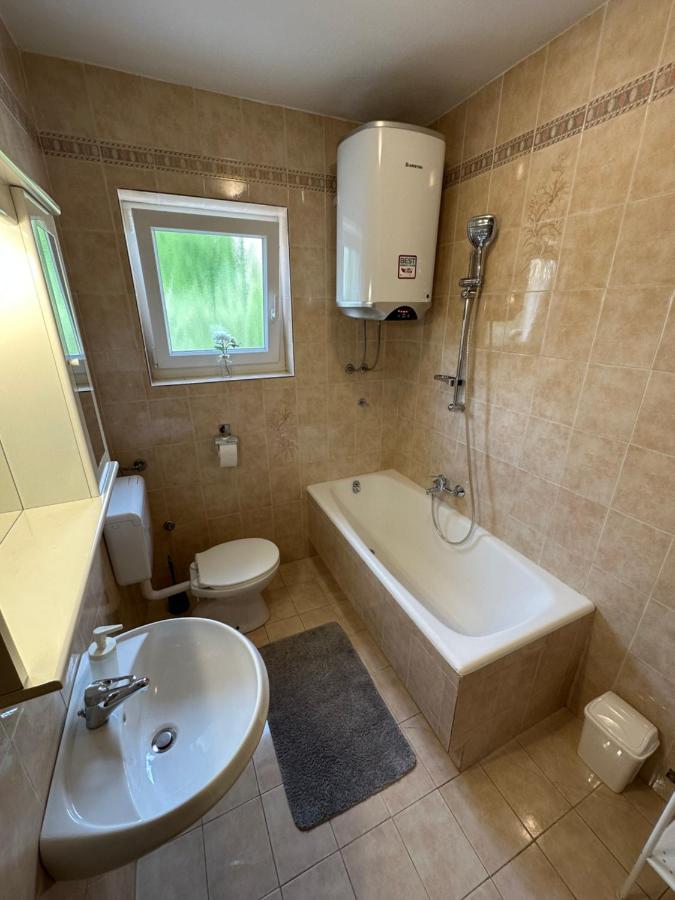 Apartments Matejcic Криквеница Екстериор снимка