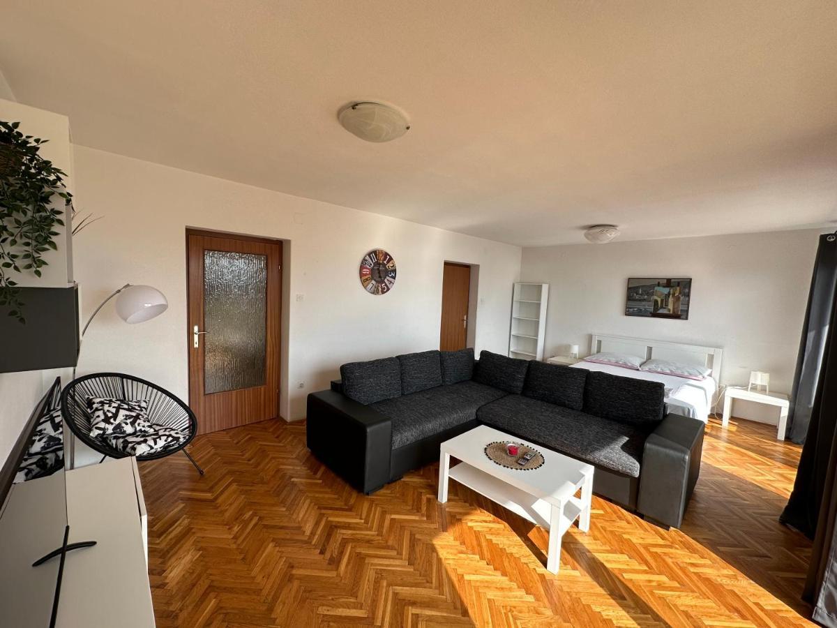 Apartments Matejcic Криквеница Екстериор снимка